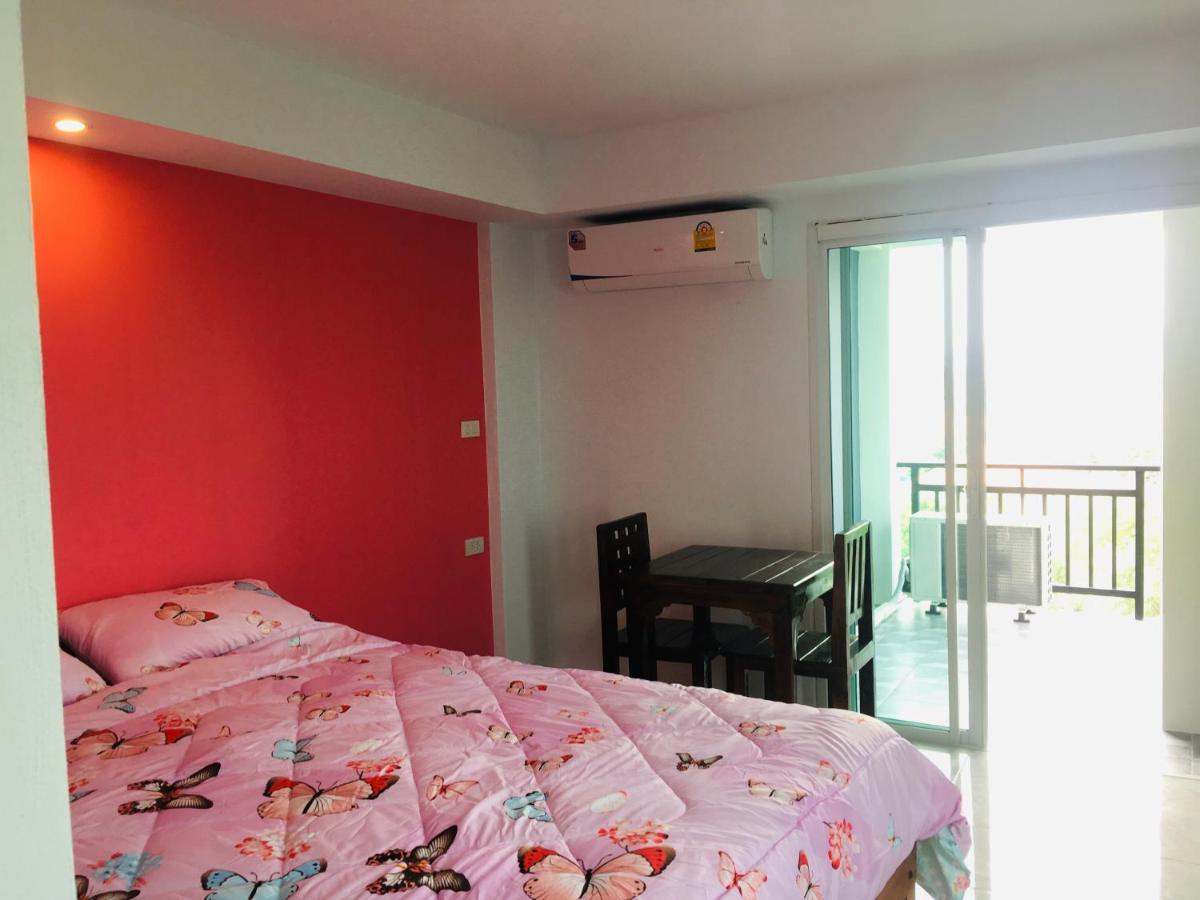Thong Tat Serviced Apartments Хуа Хин Екстериор снимка