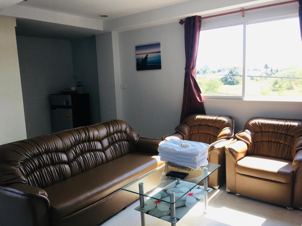 Thong Tat Serviced Apartments Хуа Хин Екстериор снимка